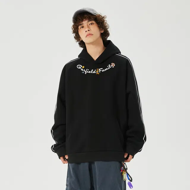 加菲猫家族 美式高街校园风休闲百搭简约基础字母图案设计百搭条纹撞色拼接插肩袖长袖套头连帽卫衣 男女同款