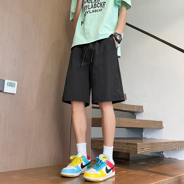 加菲猫家族 简约纯色宽松舒适透气百搭直筒松紧系带中腰夏季跑步运动健身薄款透气中性风青春活力五分休闲短裤 男女同款