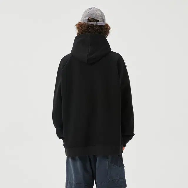 加菲猫家族 美式高街校园风休闲百搭简约基础字母图案设计百搭条纹撞色拼接插肩袖长袖套头连帽卫衣 男女同款