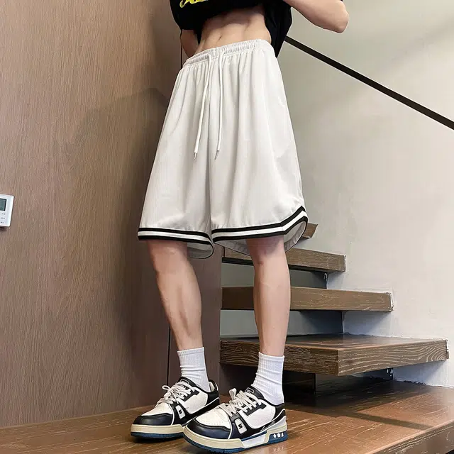加菲猫家族 美式简约条纹撞色街头学生党日常出行篮球跑步健身运动百搭吸湿排汗透气宽松舒适直筒五分系带中腰休闲短裤 男女同款