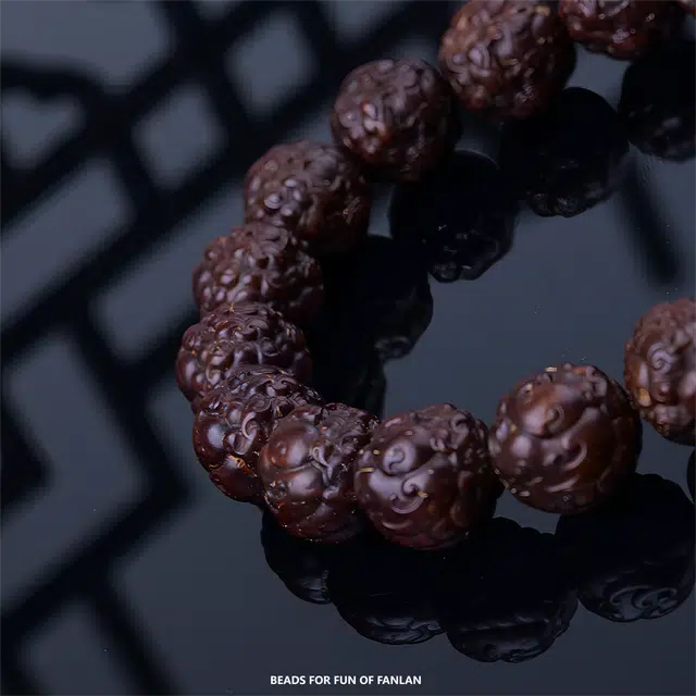 梵澜 雕刻招财貔貅文玩手把件 手持转运念珠 轻奢小众盘玩手饰  紫金鼠 菩提手串 男女同款情侣款