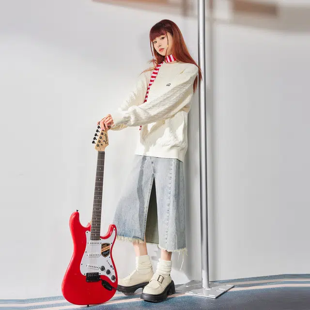 美特斯邦威 细腻绞花花纹纯色毛衣 男女同款