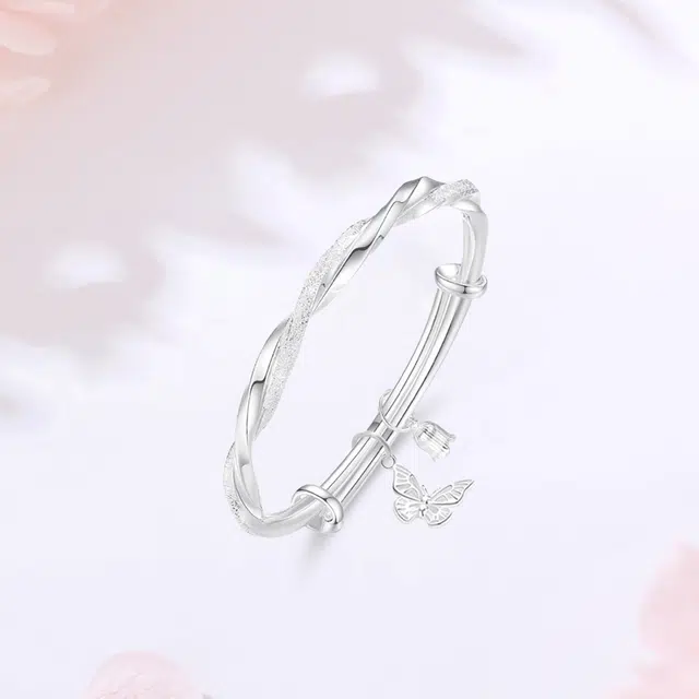 【S999足银精选高品质】 金师傅 莫比乌斯铃兰花蝴蝶 招财纳福 森系梦幻气质优雅甜美简约百搭#好运 小众轻奢设计高级 可调节手镯 女款