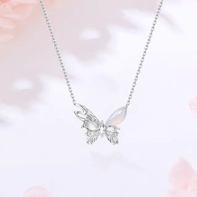 【S925银|甄选高品质】 金师傅 月光蝴蝶锁骨链 梦幻森系时尚时尚精致气质百搭 小众不规则肌理感高级#好运 玉髓 项链 男女同款情侣款