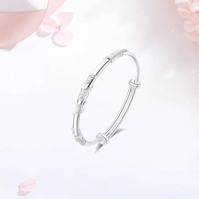 【甄选高品质】 金师傅 白月光繁花似锦叠戴套装 一步一响新中式气质典雅美人镯简约百搭 小众轻奢高级#好运 玉髓 手镯 女款