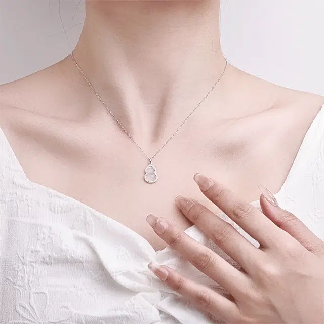 【S925银|精选高品质】 金师傅 福禄双全锁骨链  吉祥如意 招财纳福葫芦新中式气质简约百搭 小众轻奢设计高级感#好运 玉髓 项链 女款