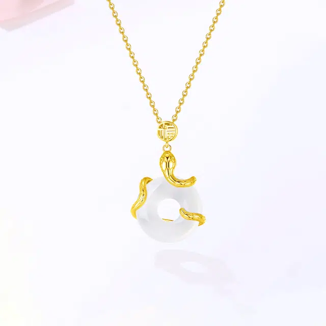【S925银|甄选高品质】 金师傅 平安扣吊坠 好运莲莲繁花缠绕蛇 招财纳福 新中式气质清冷感小众轻奢高级简约百搭#好运 玉髓 项链 女款