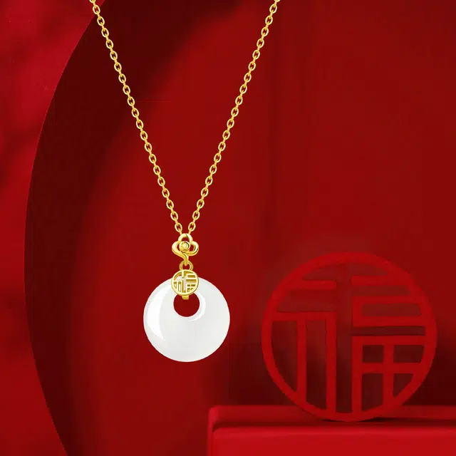 金师傅  如意福牌锁骨链 网红爆款平安扣本命年新中式国潮古风 小众轻奢设计气质高级感 玉髓 玉石项链 女款