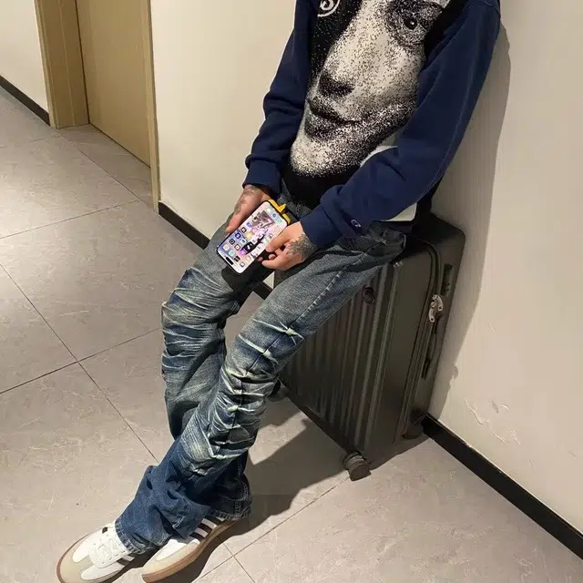 PAINT STAIN