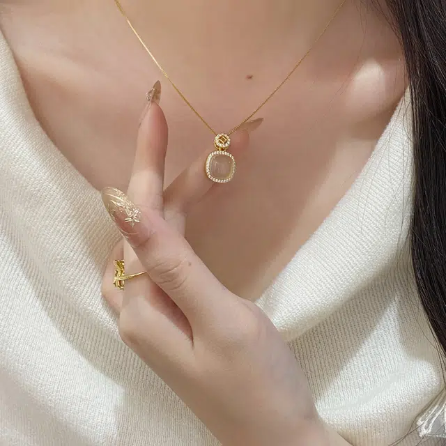 S925