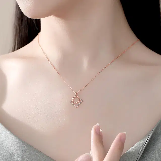 ins 18K