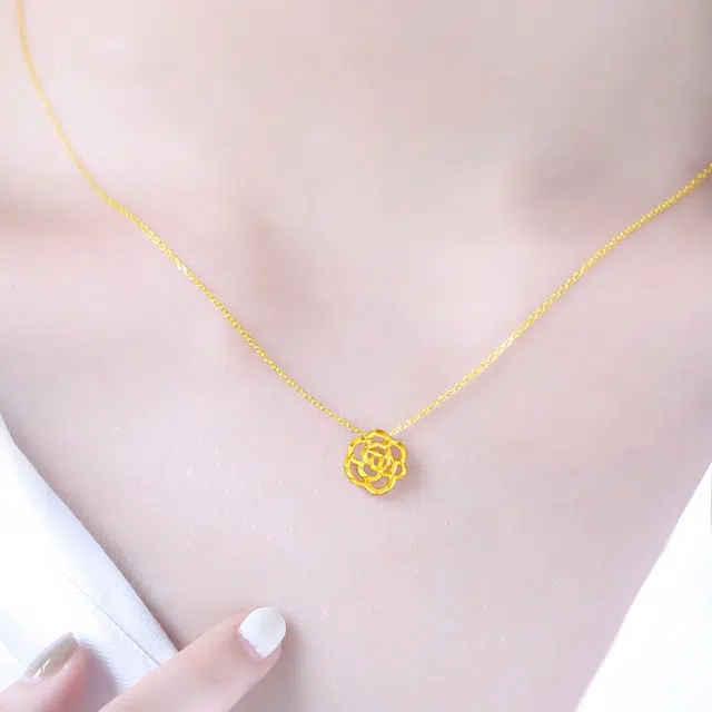 999
