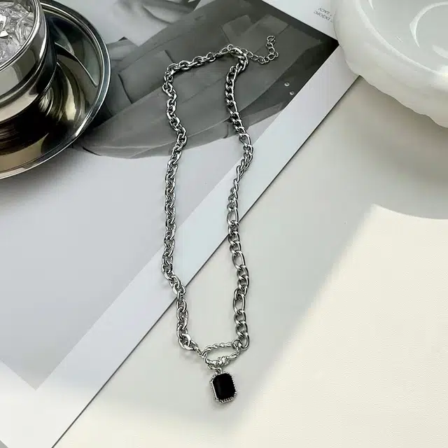 尚银福 黑色锆石 时尚简约潮酷女生高拼接叠戴轻奢小众设计高级感嘻哈配饰锁骨链 合金 项链 女款