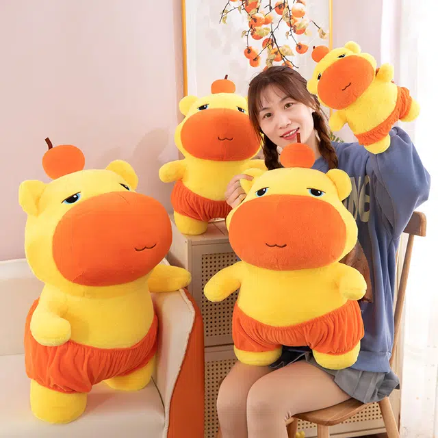 尚银福 水豚噜噜 清凉一夏萌趣可爱卡通布偶娃娃 夏日创意搭配出行萌趣少女心挂饰玩偶 织物 挂件 男女同款情侣款