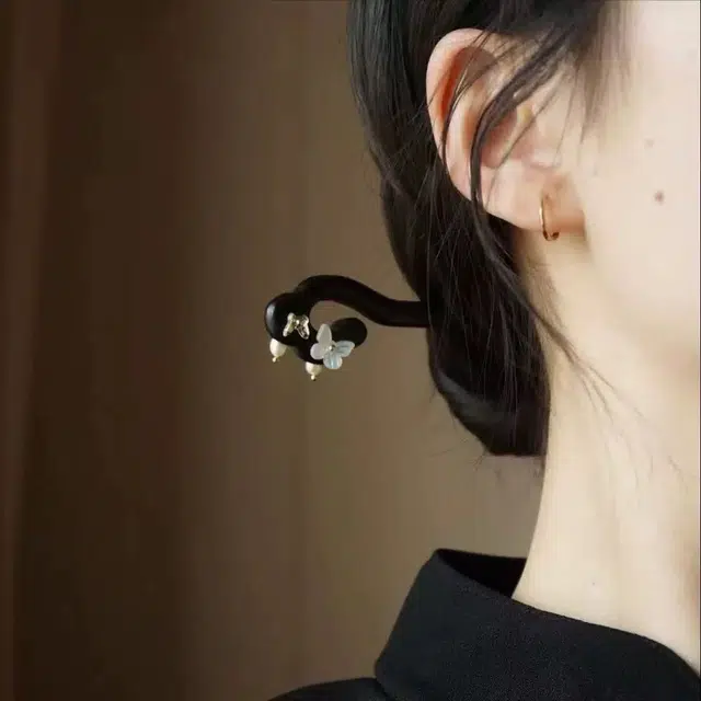 尚银福 森系小清新翩翩蝶舞 复古国风精致小众创意设计民族风 古典文艺简约气质温婉日常百搭蝴蝶 木头 发簪 女款