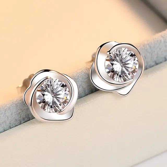 尚银福 玫瑰之名 优雅闪耀浪漫高级精致气质轻奢小众学院小巧养耳洞 合金 耳钉 女款