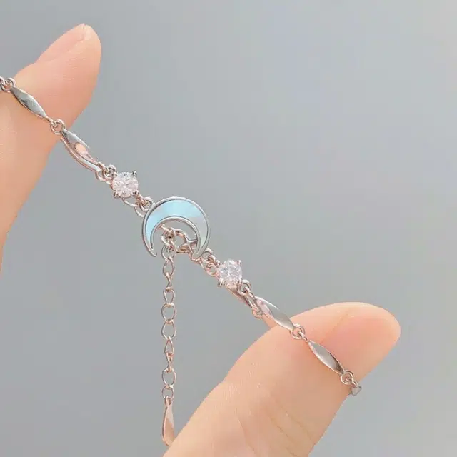 尚银福 碎冰星月 冷淡风轻奢高级小众 森系日韩甜美可爱小清新优雅气质月亮四芒星璀璨星月设计 合金 手链 女款