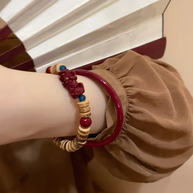 尚银福 纳福貔貅系列 国潮新中式时尚复古气质轻奢高级感 国风小众创意设计吞金兽叮当镯套装 朱砂 玉石手镯 女款