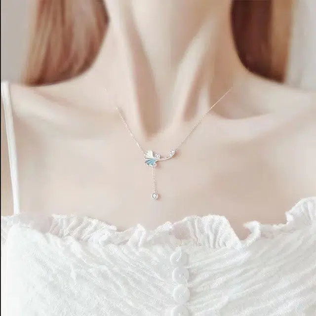 尚银福 小杏运 小清新雾霾蓝银杏叶流苏吊坠轻奢气质温柔时尚仙气小众高级感设计项饰 合金 项链 女款