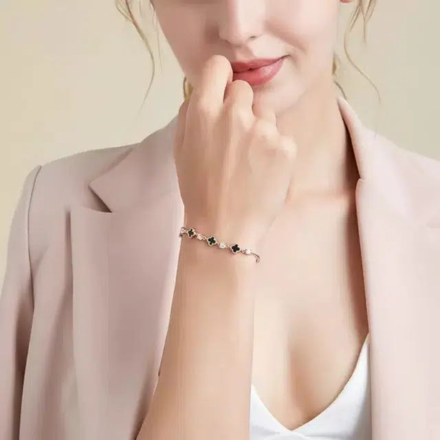 尚银福 五花灵动闪耀轻奢四叶草 精致森系小清新 时尚优雅气质高级感 合金 项链 女款