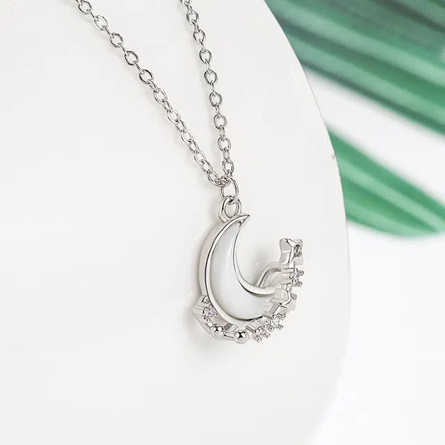 尚银福 星月神话 冷淡风简约小众高级感 四芒星星星环绕月亮星球吊坠锁骨链 合金 项链 女款