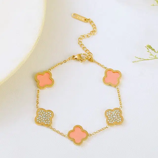 尚银福 幸运四叶草系列 森系小清新时尚优雅气质轻奢高级感 国潮新中式复古小众创意设计灵动闪耀好运五花手饰 合金 手链 女款