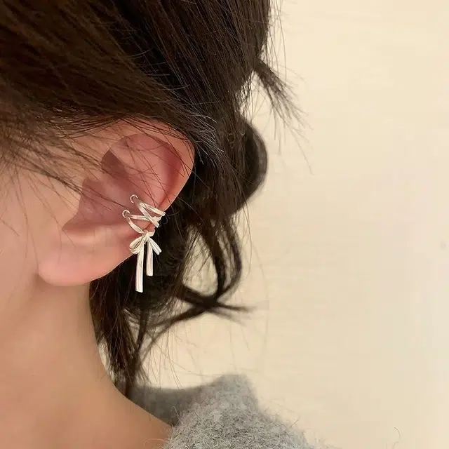 尚银福 优雅芭蕾风丝带 芭蕾舞鞋耳饰简约精致小众设计时尚甜美少女心高级感 轻奢温柔气质日常百搭可爱公主风耳饰  合金 耳夹 女款