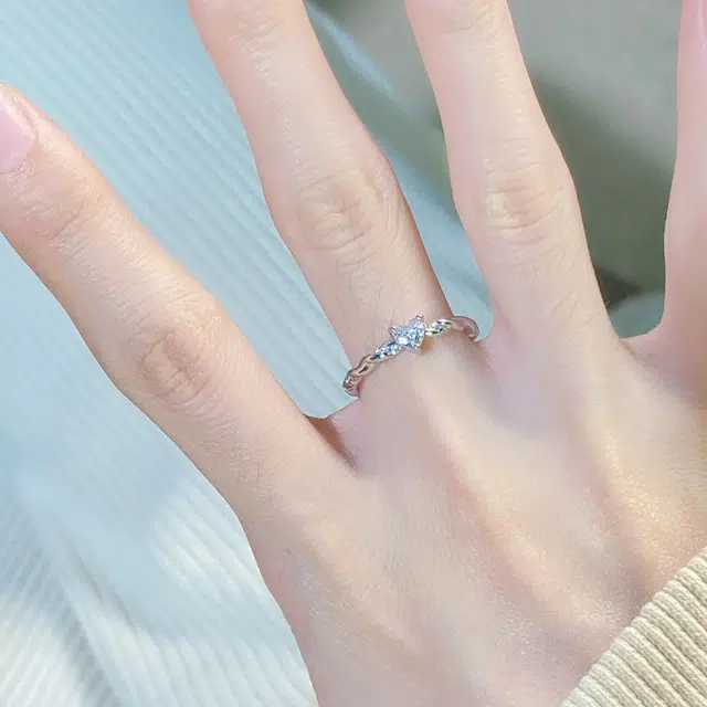 尚银福 精致唯美浪漫莫比乌斯系列 简约百搭轻奢小众高级感小众设计 甜美少女心氛围感对戒开口可调节 合金 戒指 男女同款情侣款