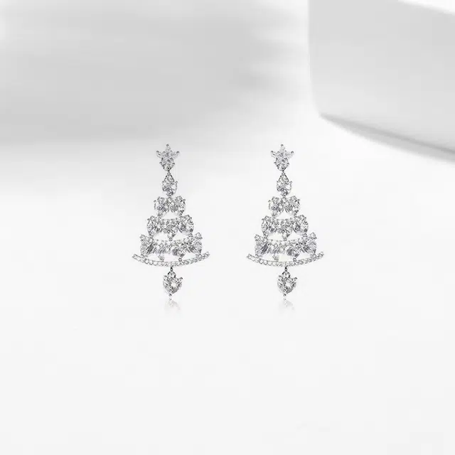 尚银福 白锆圣诞树 时尚森系精致小众设计感优雅气质银色流苏耳坠轻奢文艺甜美日常百搭减龄 好运 合金 耳环 女款