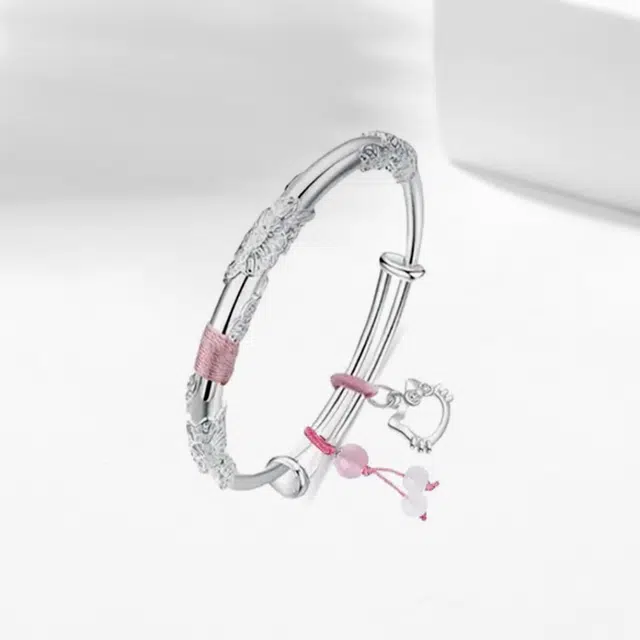 尚银福 萌趣猫咪 森系小清新时尚优雅气质轻奢高级感 国风典雅繁花似锦少女心在逃公主立体浮雕花纹推拉可调节镯子 合金 手镯 女款