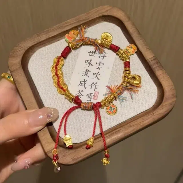 尚银福 铜钱盘缠 国潮新中式时尚气质复古轻奢高级感 古典大气小众创意设计八方来财拼接手饰 合金 手链 女款