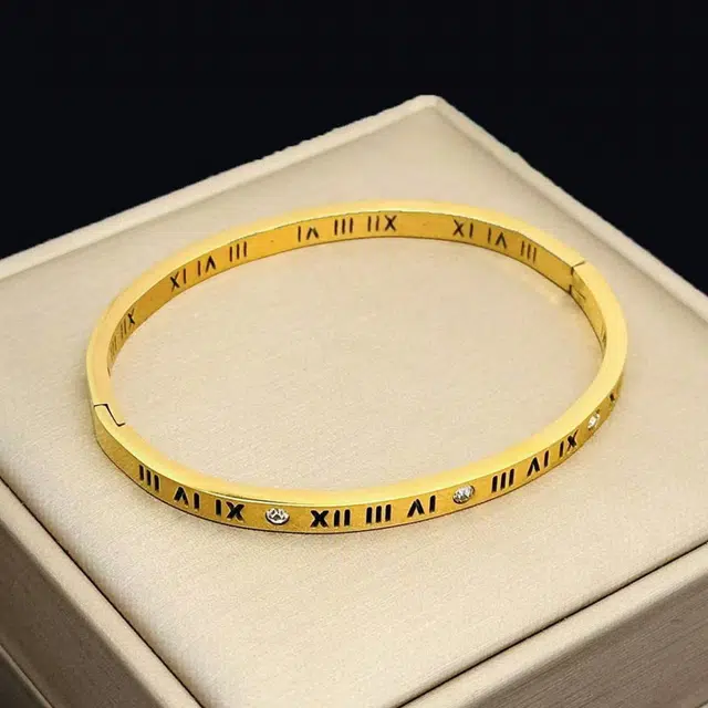 尚银福 幸运四叶草系列 小清新冷淡风 轻奢小众设计 合金 手链 女款