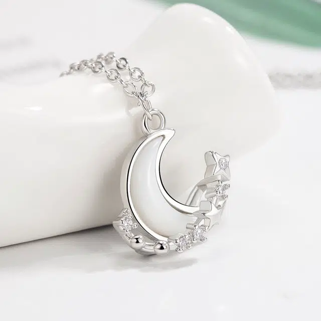 尚银福 星月神话 冷淡风简约小众高级感 四芒星星星环绕月亮星球吊坠锁骨链 合金 项链 女款