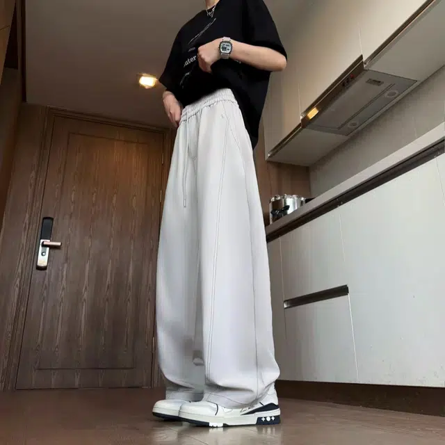 HOKLV