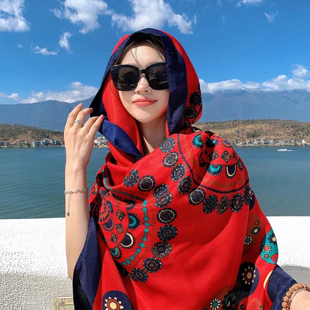 纳兰杜 异域民族风实用拼色旅行穿搭高级感气质小众斗篷 披肩 女款