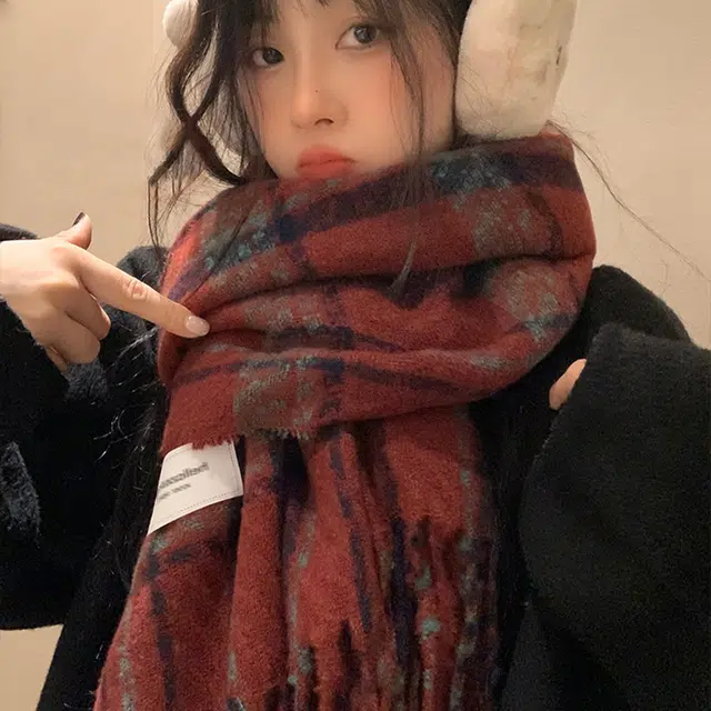 纳兰杜 韩版显脸小仿羊绒秋冬长款学生高级感穿搭防风防寒加厚保暖外搭 聚酯纤维 绒线围巾 女款 红色