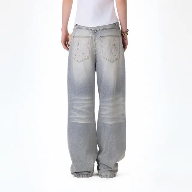 13 DEMARZO FW25