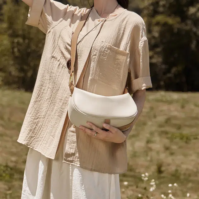 纳兰杜 时尚法式流行休闲百搭小众通勤 牛皮拼合成革 饺子包腋下斜挎包 中号 女款 多色