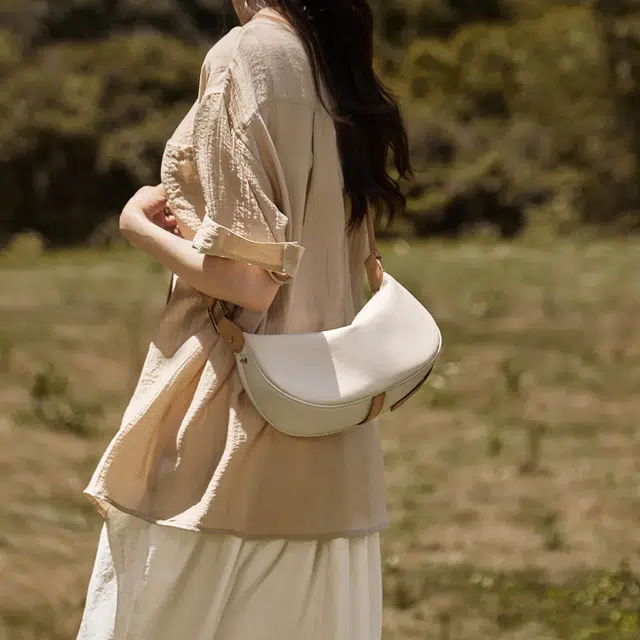 纳兰杜 时尚法式流行休闲百搭小众通勤 牛皮拼合成革 饺子包腋下斜挎包 中号 女款 多色