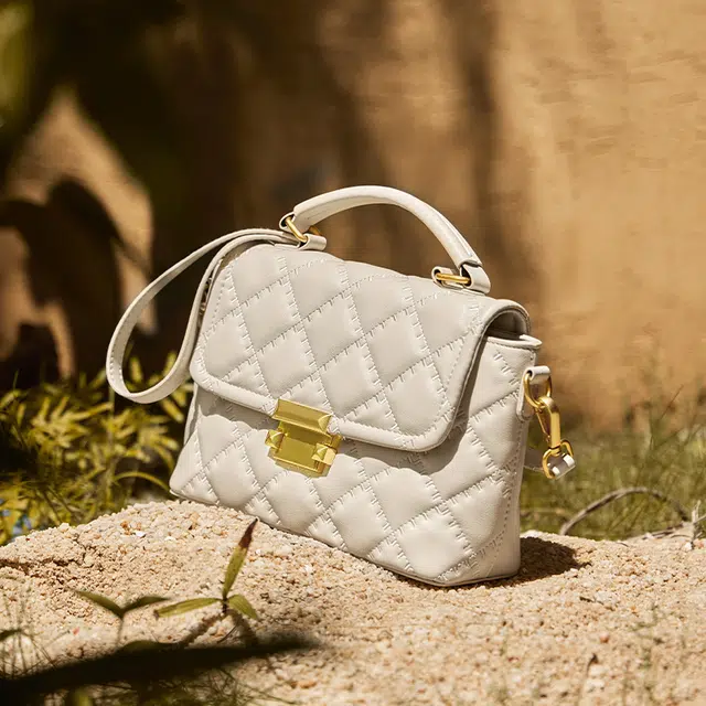 纳兰杜 小香风菱格时尚百搭精致优雅大方通勤 牛皮拼合成革 单肩斜挎手提包 中号 女款 米白色/子夜黑