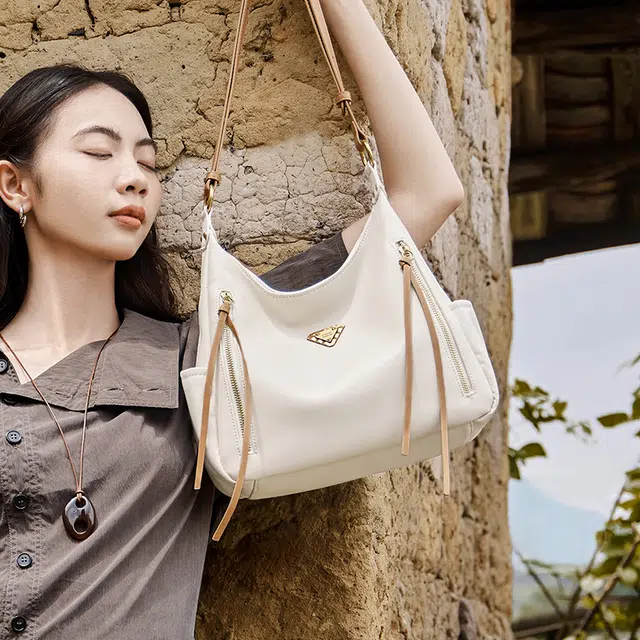 纳兰杜 高级感时尚潮流百搭 牛皮 单肩包 大号 女款 米白拼杏色