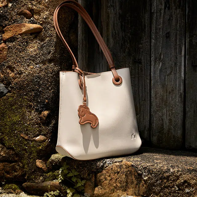 纳兰杜 时尚托特包百搭实用大容量通勤小众品牌 合成革 单肩包 大号 女款 米白色咖色