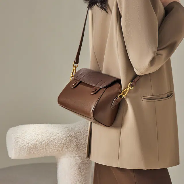 纳兰杜 复古设计高级感时尚通勤百搭 牛皮拼合成革 单肩包 迷你 女款 咖色