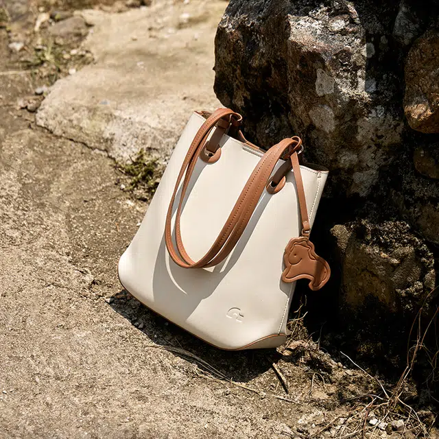 纳兰杜 时尚托特包百搭实用大容量通勤小众品牌 合成革 单肩包 大号 女款 米白色咖色