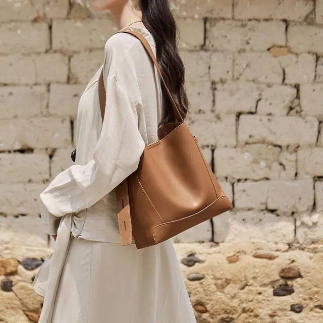 纳兰杜 时尚高级感通勤潮流百搭休闲高颜值实用品牌小众水桶包斜挎包 牛皮 单肩包 常规 女款 多色