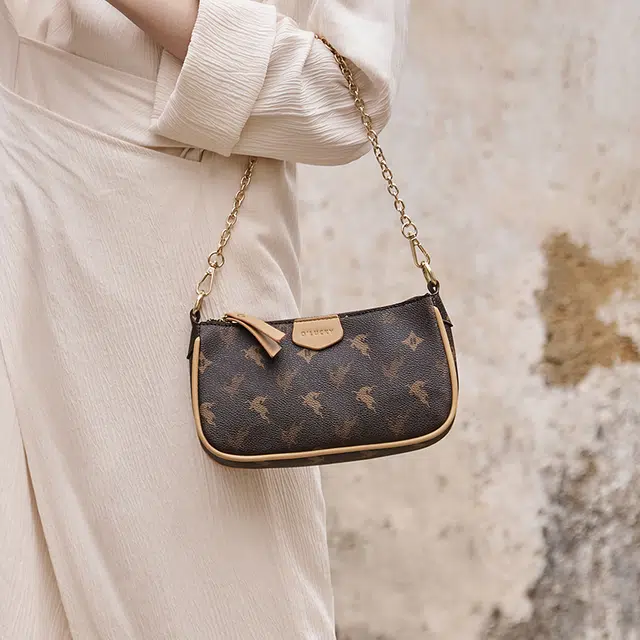 纳兰杜 麋鹿系列 品牌小众复古时尚高级质感麻将包高颜值满印撞色链条设计百搭 合成革 腋下包单肩斜挎包 小号 女款 咖色