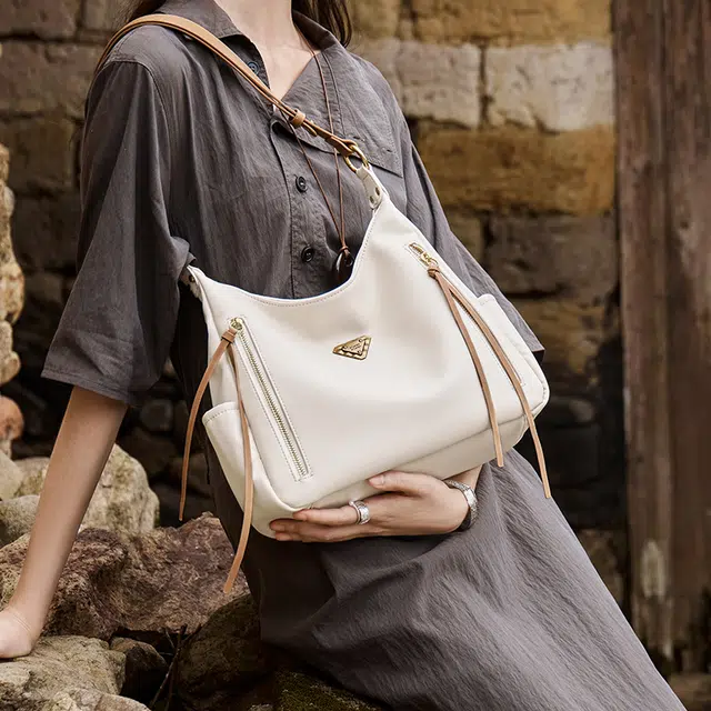 纳兰杜 高级感时尚潮流百搭 牛皮 单肩包 大号 女款 米白拼杏色