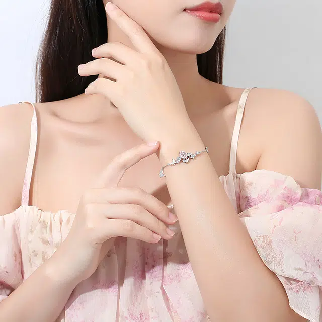S925