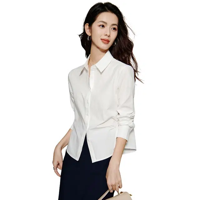 晚白 全棉面料前排扣设计柔和贴身吸湿透气衬衫 女款