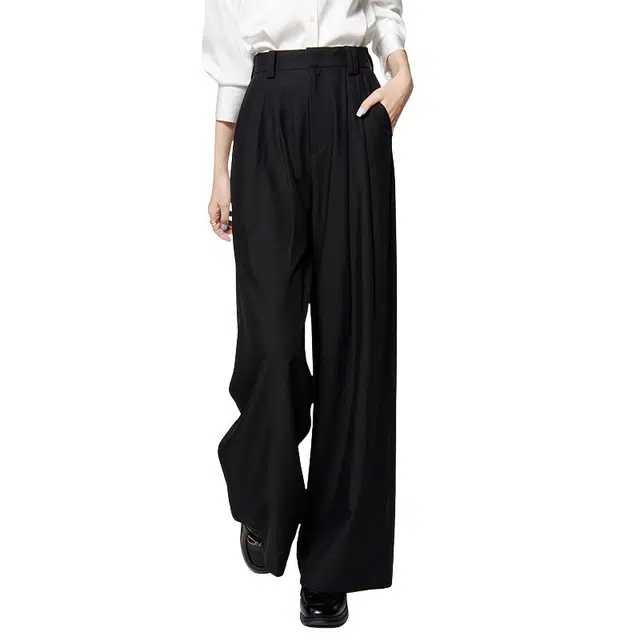 晚白 高腰设计阔腿裤口宽松版型有口袋休闲裤 女款